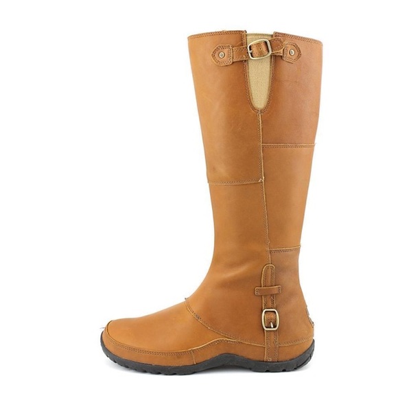 The North Face Camryn leather boots